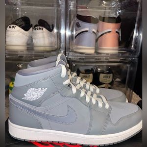 Men’s Air Jordan 1 Mid - Cool Grey / White - Size 11.5
